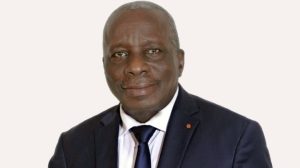 Ministre gouverneur du District autonome des montagnes